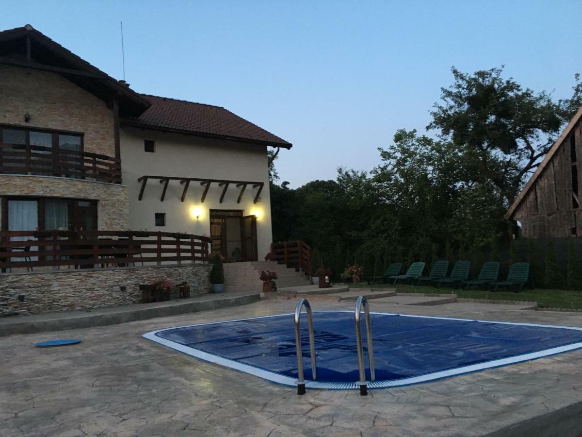 Pensiunea Casa Florela Capusu Mic Bagian luar foto